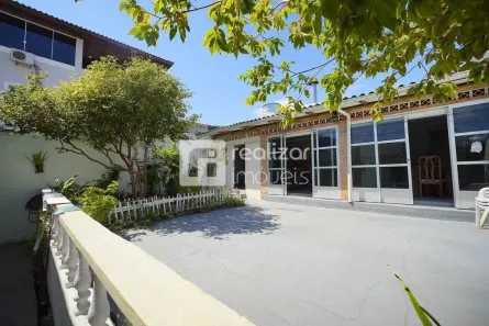Casa com 5 Quartos para alugar, 359m² no Coloninha, Florianópolis