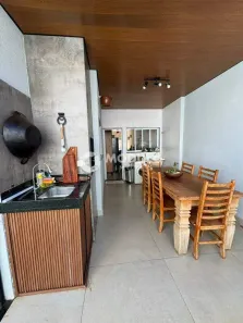 Casa com 3 Quartos à venda, 125m² no Novo Mundo, Uberlândia