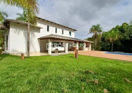 Sobrado com 5 Quartos à venda, 480m² no , Hidrolândia
