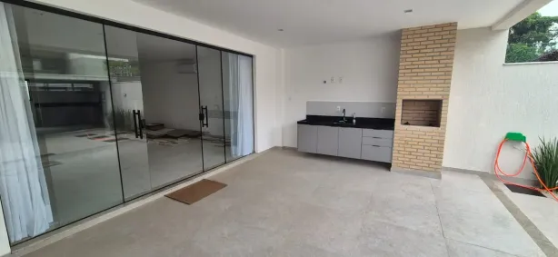 Casa de Condomínio com 3 Quartos para venda ou aluguel, 315m² no Recreio dos Bandeirantes, Rio de Janeiro