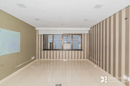 Sala Comercial para alugar, 64m² no Cidade Baixa, Porto Alegre