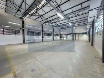 Galpão/Depósito/Armazém para alugar, 1600m² no Lapa de Baixo, São Paulo