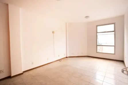 Sala Comercial à venda, 42m² no Praia da Costa, Vila Velha