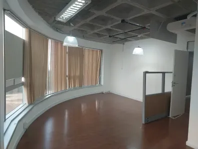 Sala Comercial para alugar, 124m² no Barra Olímpica, Rio de Janeiro