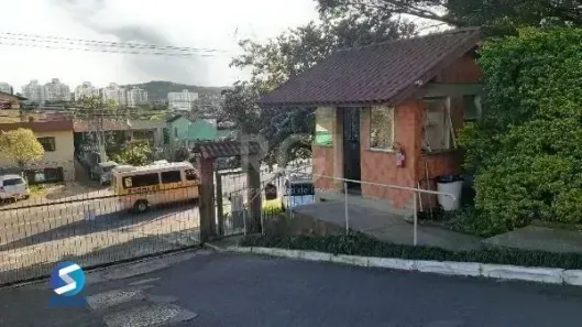 Lote/Terreno à venda, 293m² no Cavalhada, Porto Alegre