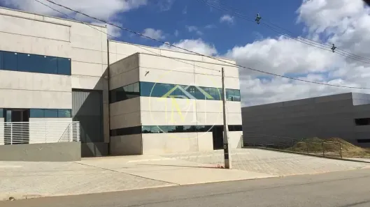 Galpão/Depósito/Armazém para alugar, 750m² no Iporanga, Sorocaba