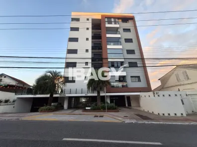 Apartamento com 3 Quartos para alugar, 126m² no Centro, São José