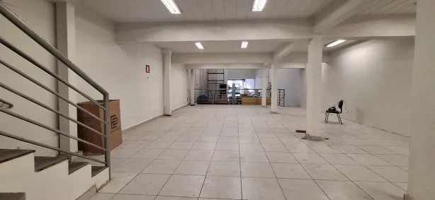 Ponto Comercial para alugar, 220m² no Sagrada Família, Belo Horizonte