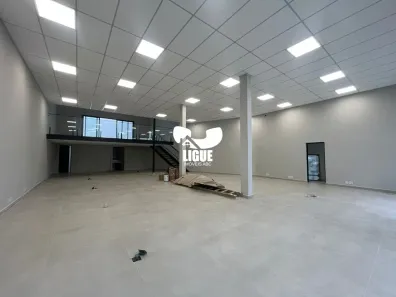 Galpão/Depósito/Armazém para alugar, 360m² no Parque Erasmo Assunção, Santo André