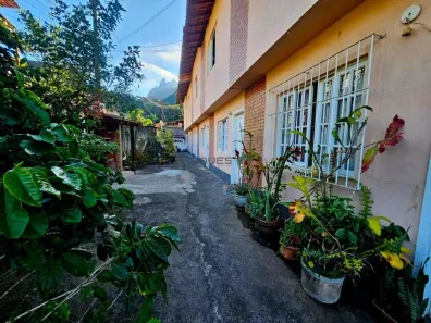 Casa com 2 Quartos à venda, 50m² no Granja Guarani, Teresópolis