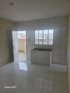Apartamento com 2 Quartos para alugar, 45m² no Jardim Vazame, Embu das Artes