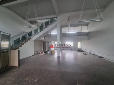 Prédio Comercial à venda, 440m² no Baeta Neves, São Bernardo do Campo