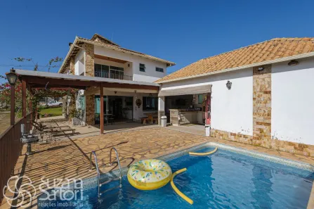 Casa de Condomínio com 4 Quartos à venda, 400m² no , Brumadinho
