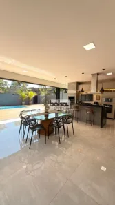 Casa de Condomínio com 3 Quartos à venda, 236m² no Centro, Piratininga
