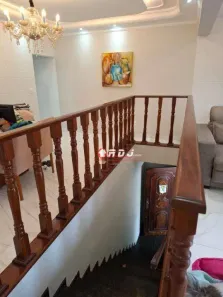 Casa com 6 Quartos à venda, 268m² no Embaré, Santos