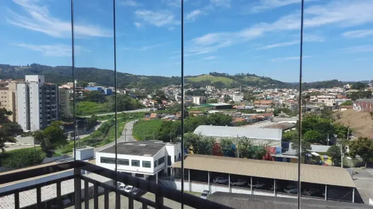 Apartamento com 2 Quartos para alugar, 55m² no Jardim Carambeí, São Roque