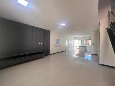 Casa com 3 Quartos à venda, 216m² no Três Barras, Contagem