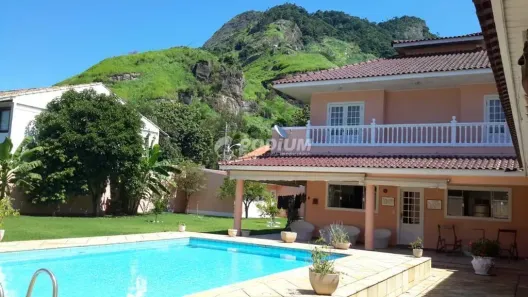 Casa de Condomínio com 3 Quartos à venda, 560m² no Recreio dos Bandeirantes, Rio de Janeiro