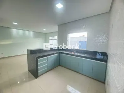 Casa com 3 Quartos à venda, 80m² no Canelas, Montes Claros