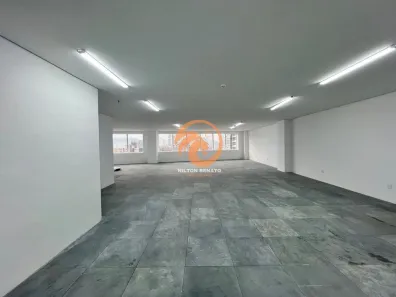 Sala Comercial para alugar, 161m² no Gonzaga, Santos