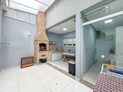 Sobrado com 3 Quartos à venda, 171m² no Taboão, Diadema