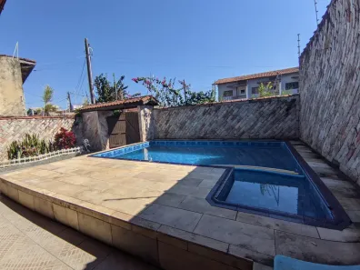 Casa com 2 Quartos para alugar, 250m² no Tupy, Itanhaém