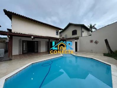 Sobrado com 4 Quartos à venda, 297m² no Canto do Forte, Praia Grande
