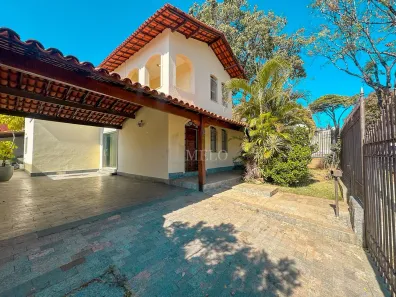 Casa com 4 Quartos à venda, 336m² no Santa Amélia, Belo Horizonte