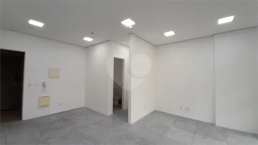 Sala Comercial para alugar, 36m² no Baeta Neves, São Bernardo do Campo