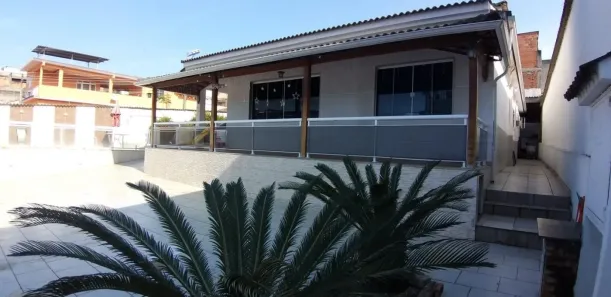 Casa com 3 Quartos à venda, 215m² no Vila Itamarati, Duque de Caxias