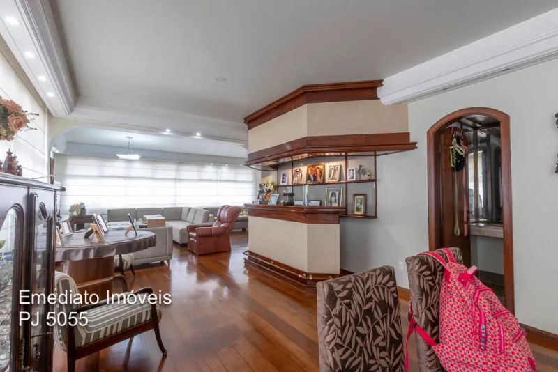 Apartamento com 4 quartos — Serra, Belo Horizonte