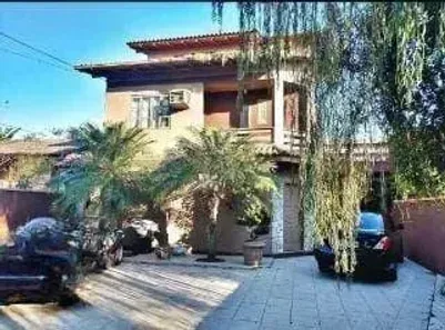 Casa com 4 Quartos à venda, 270m² no Barra do Aririú, Palhoça