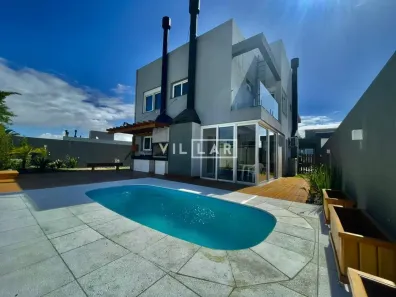 Casa de Condomínio com 3 Quartos à venda, 256m² no Laranjal, Pelotas