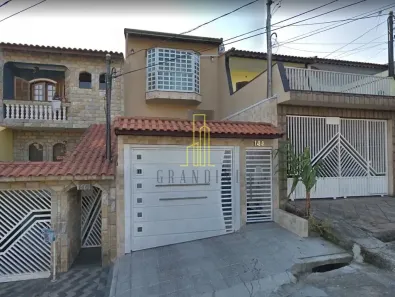Sobrado com 3 Quartos à venda, 260m² no Cidade São Jorge, Santo André