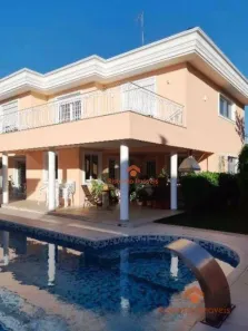 Casa de Condomínio com 5 Quartos para alugar, 900m² no Umuarama, Osasco