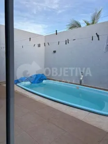 Casa com 3 Quartos à venda, 180m² no Jardim Europa, Uberlândia