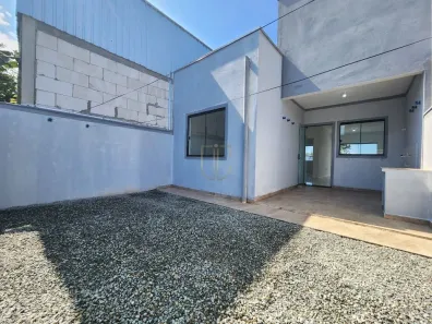 Casa com 2 Quartos para alugar, 65m² no Gravatá, Navegantes