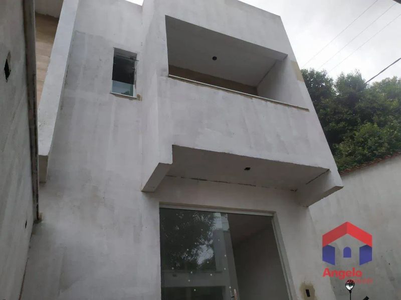 Casa com 2 quartos — Planalto, Belo Horizonte
