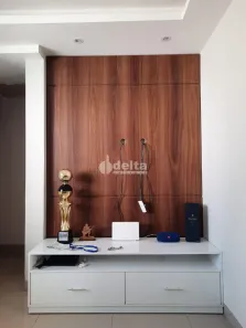 Casa com 2 Quartos à venda, 90m² no Novo Mundo, Uberlândia