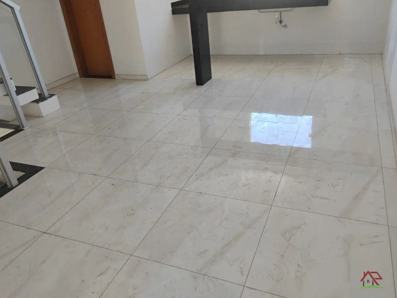 Casa com 3 quartos — Santa Amélia, Belo Horizonte