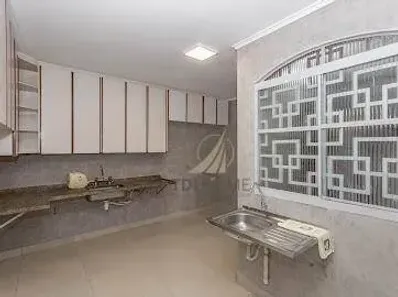 Casa com 4 Quartos à venda, 270m² no Vila Liviero, São Paulo