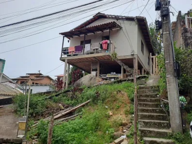 Lote/Terreno à venda, 300m² no Córrego Grande, Florianópolis