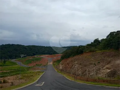 Lote/Terreno à venda, 300m² no Centro, Bom Jesus dos Perdões