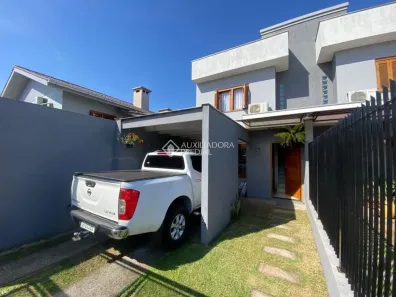 Sobrado com 2 Quartos à venda, 74m² no Conventos, Lajeado
