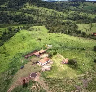 Fazenda/Sítio com 3 Quartos à venda, 387m² no Salatiel A de Deus, Capim Branco