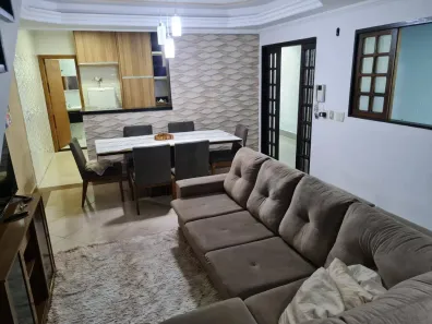 Casa com 5 Quartos à venda, 250m² no Rio do Ouro, Caraguatatuba
