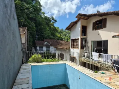 Casa com 1 Quarto à venda, 305m² no Castelanea, Petrópolis
