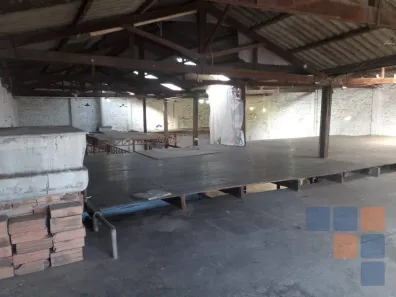 Galpão/Depósito/Armazém à venda, 360m² no Cachoeirinha, Belo Horizonte