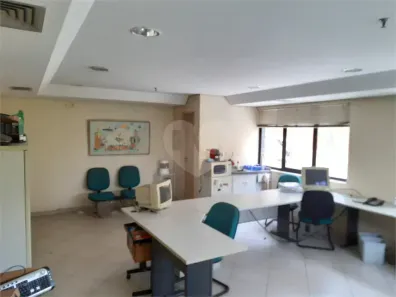Sala Comercial à venda, 42m² no Liberdade, São Paulo