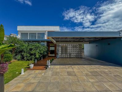 Casa de Condomínio com 3 Quartos à venda, 225m² no Loteamento Jardim Timbaúva, Gravataí